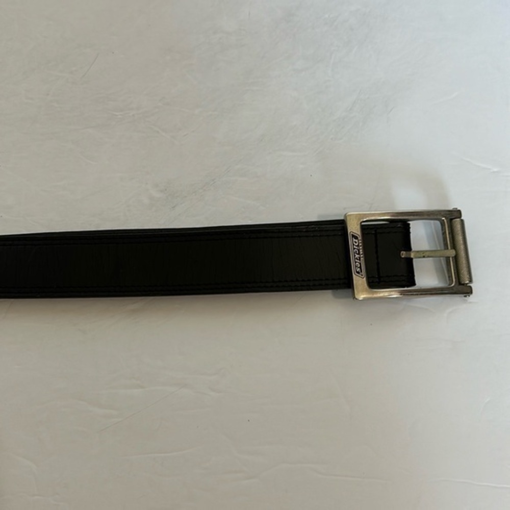 Dickies Silver Roller Buckle Black Genuine Leather Belt Size 40 EUC!